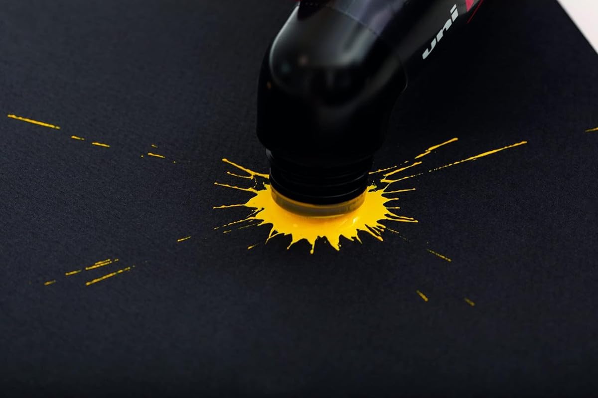POSCA Uni-Ball MOP’R PCM-22 Multi Surface 3-19 mm Round Tip Paint Marker