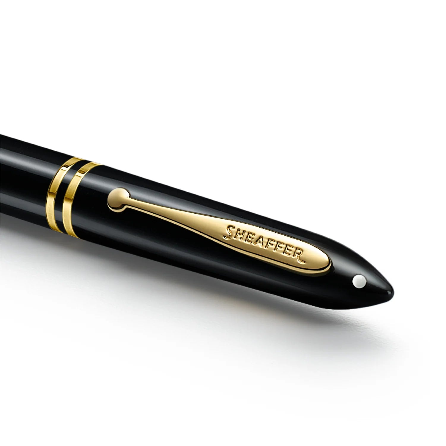 SHEAFFER BALANCE III GLOSSY BLACK AND GOLD TRIMS BALL PEN