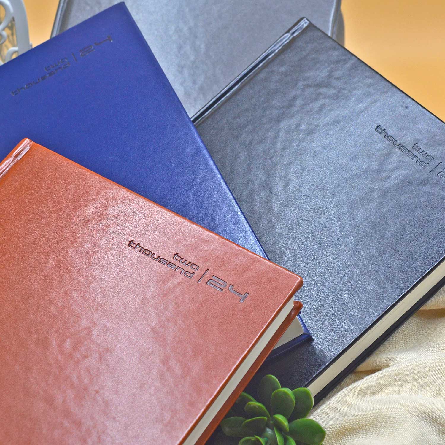 Scholar Jade 2025 B5 Daily Planner – Blue