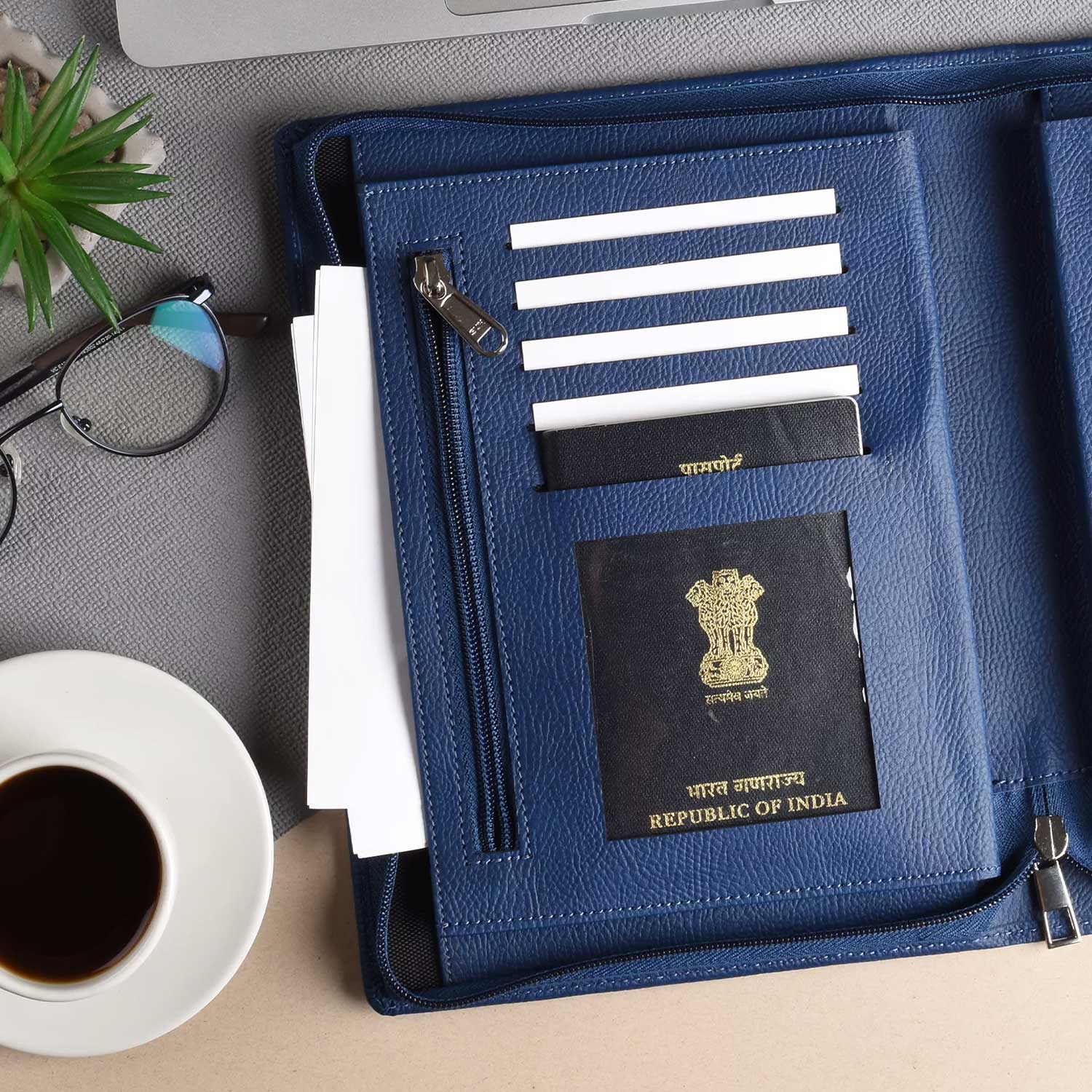 Scholar Vivant Folder Blue Notebook - A5, Ruled