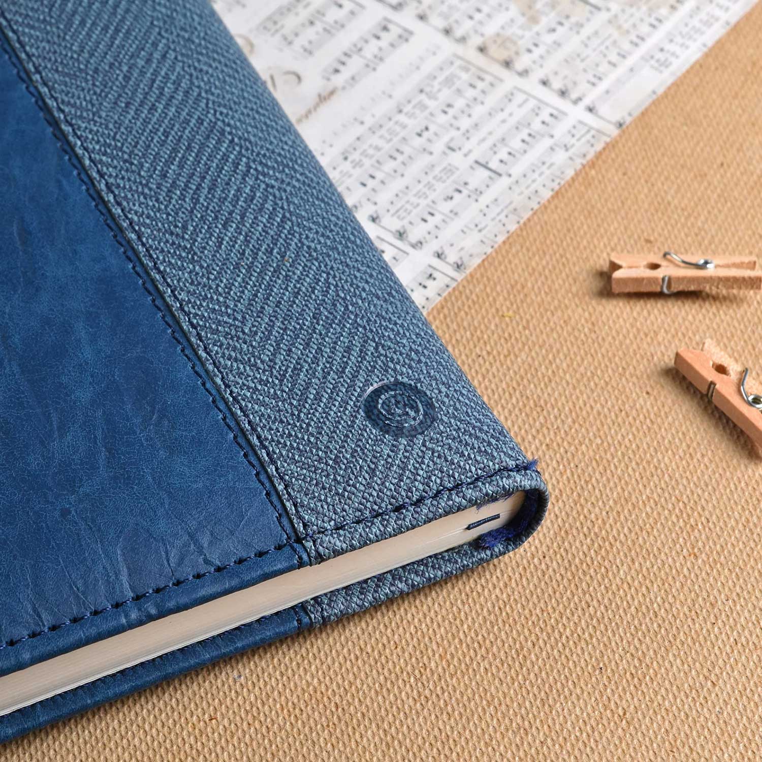 Scholar Zipper Blue Notebook - A5, Ruled