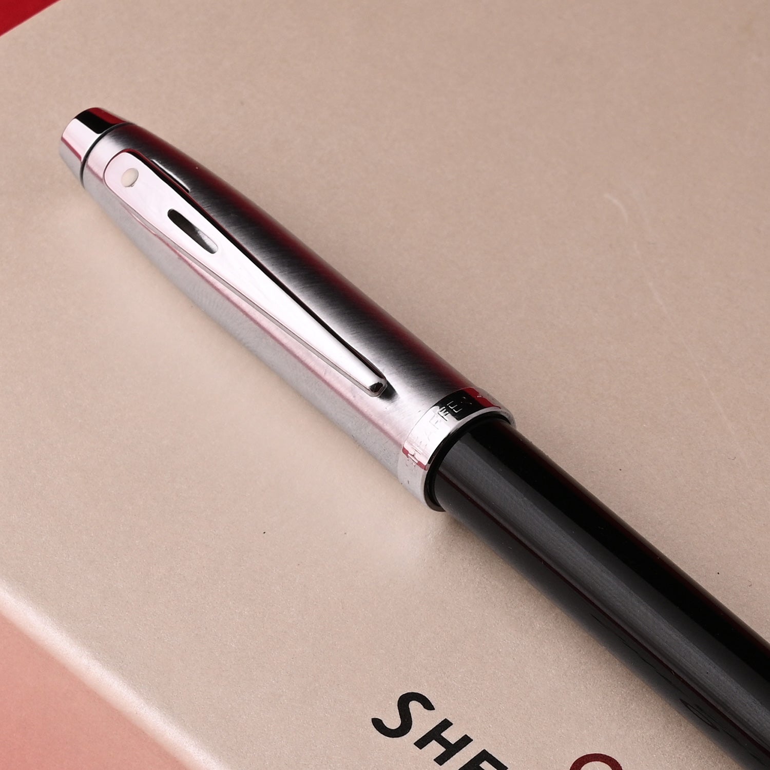 Sheaffer Gift Set - 100 Series Black & Brushed Chrome Ball Pen with Card Holder
