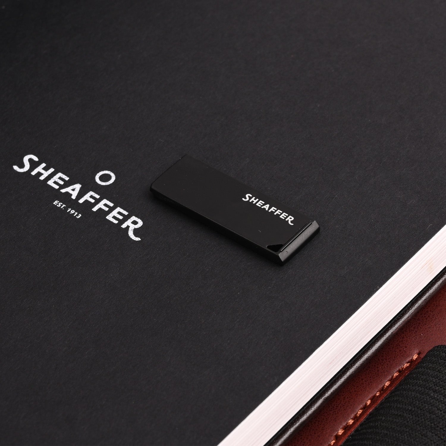 Sheaffer Superbook Organizer with Wireless Charging + 12000 mAh Powerbank and 16GB Pendrive - Brown