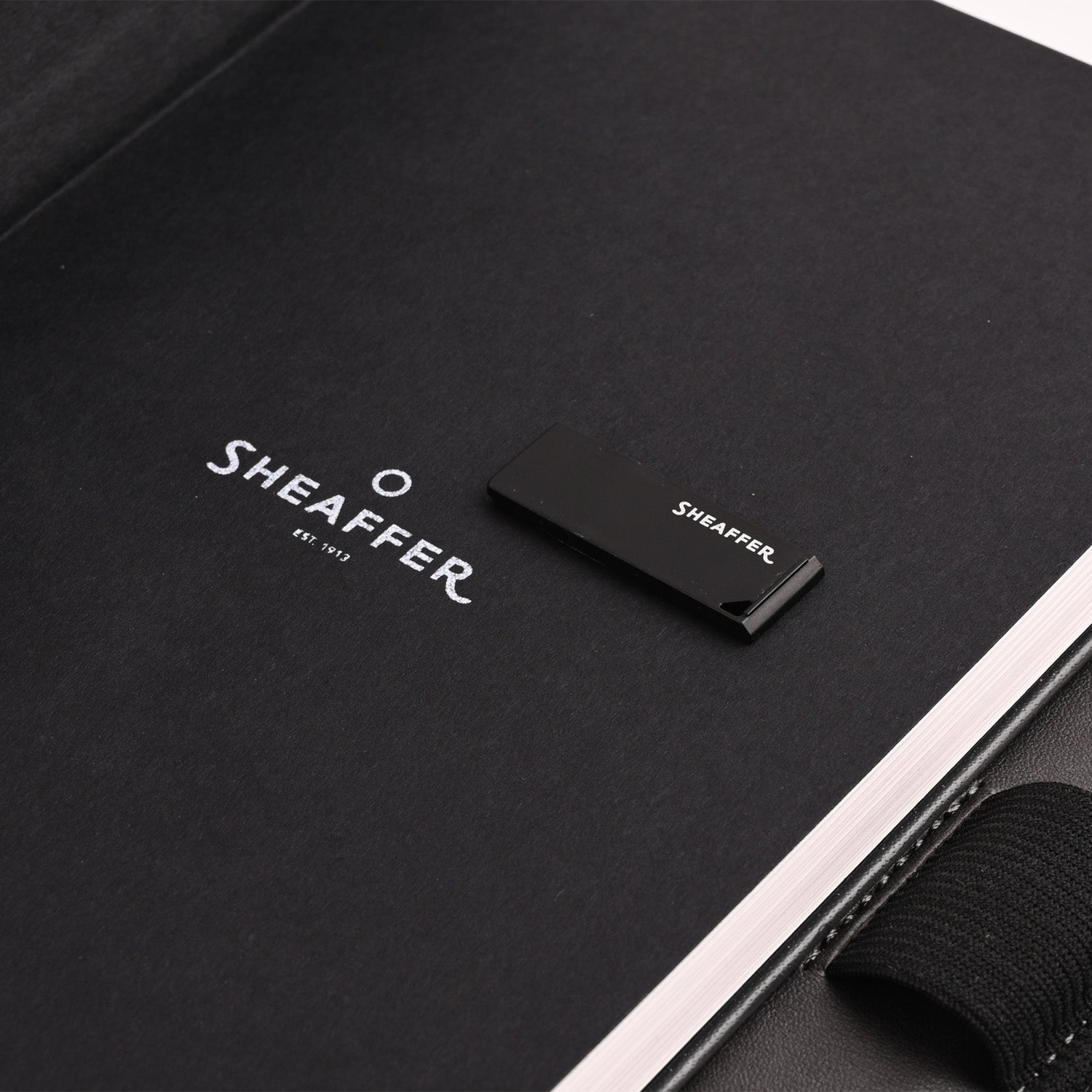 Sheaffer Superbook Organizer with Wireless Charging + 12000 mAh Powerbank and 16GB Pendrive - Grey